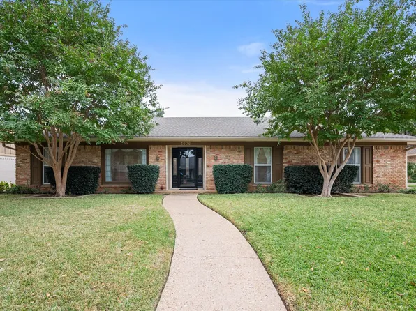 1606 Delta Dr, Arlington, TX 76012