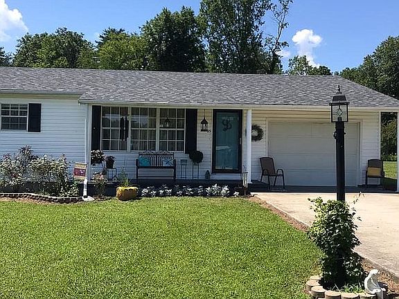 5th image of 95 Barbara Ave