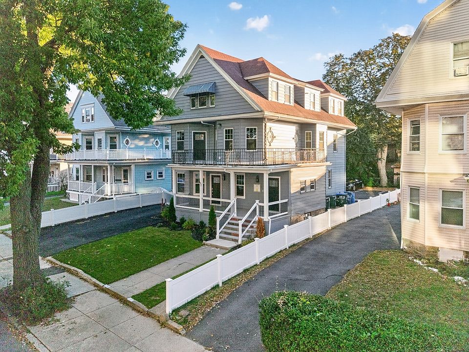 1st image of 152 Washington St