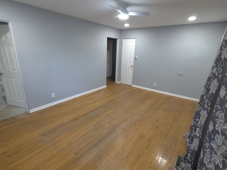 1350 Morton St — Photo 5
