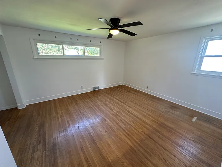 3 Hillside Dr — Photo 11