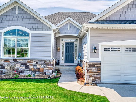 2nd image of 6089 Sleepy Hollow Ln
