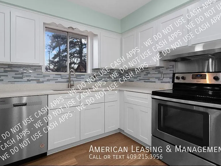 107 Palmetto Ct — Photo 2