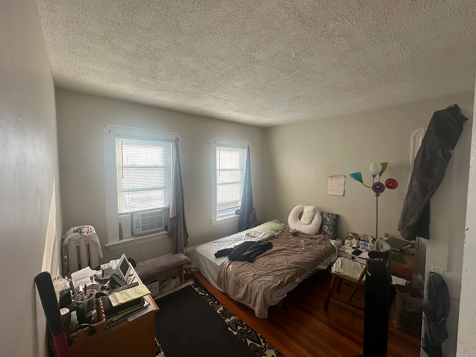 3 bed, 1300 sqft, $2,600 — Photo 4