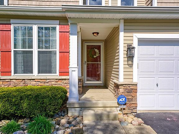 2nd image of 2681 Kantian Dr