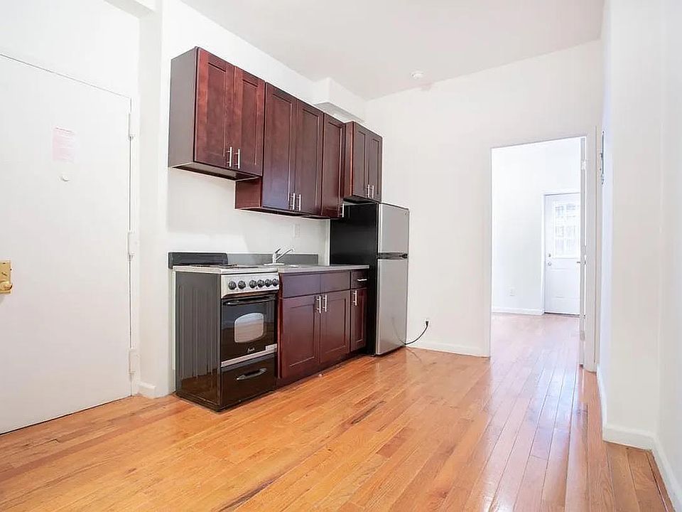 1st image of 309 E 61st St APT 3