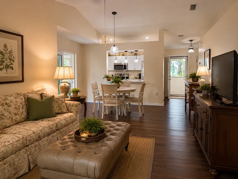 5658 Sheffield Greene Cir #66-17 — Photo 2