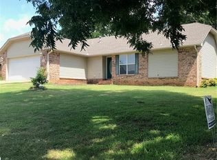 8801 Lee Cir, Fort Smith, AR 72903