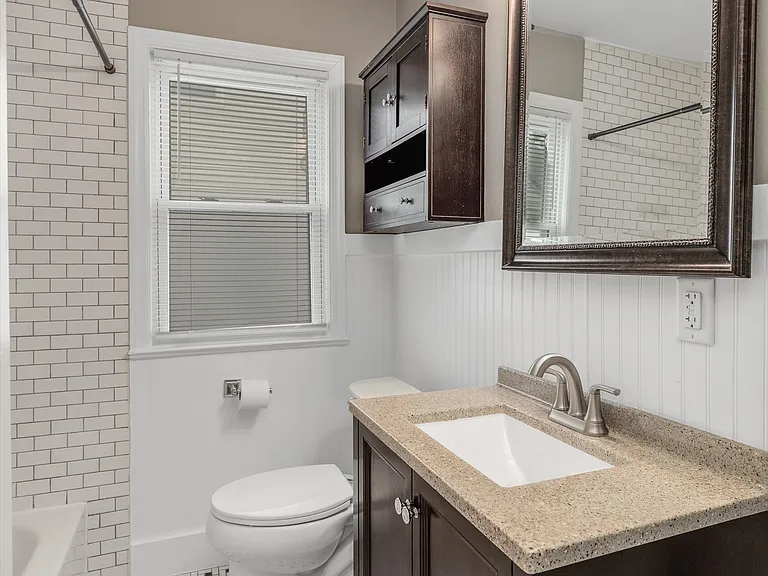 912 N Edison Ave — Photo 11