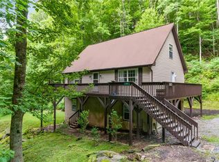 231 Rough Creek Rd, Waynesville, NC 28785