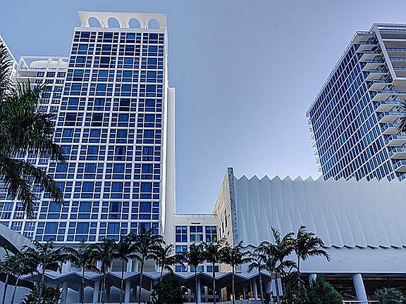 3rd image of 6801 Collins Ave #908