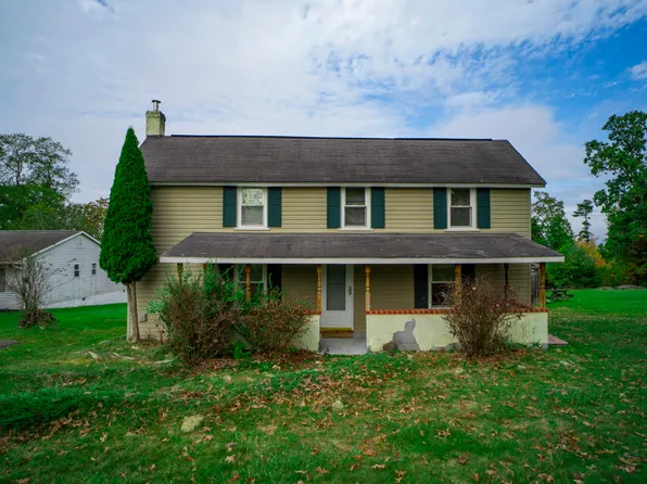 829 Brush Rd, Lewisburg, WV 24901