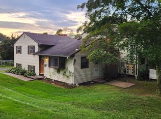 Allen Court, Meriden, CT 06450