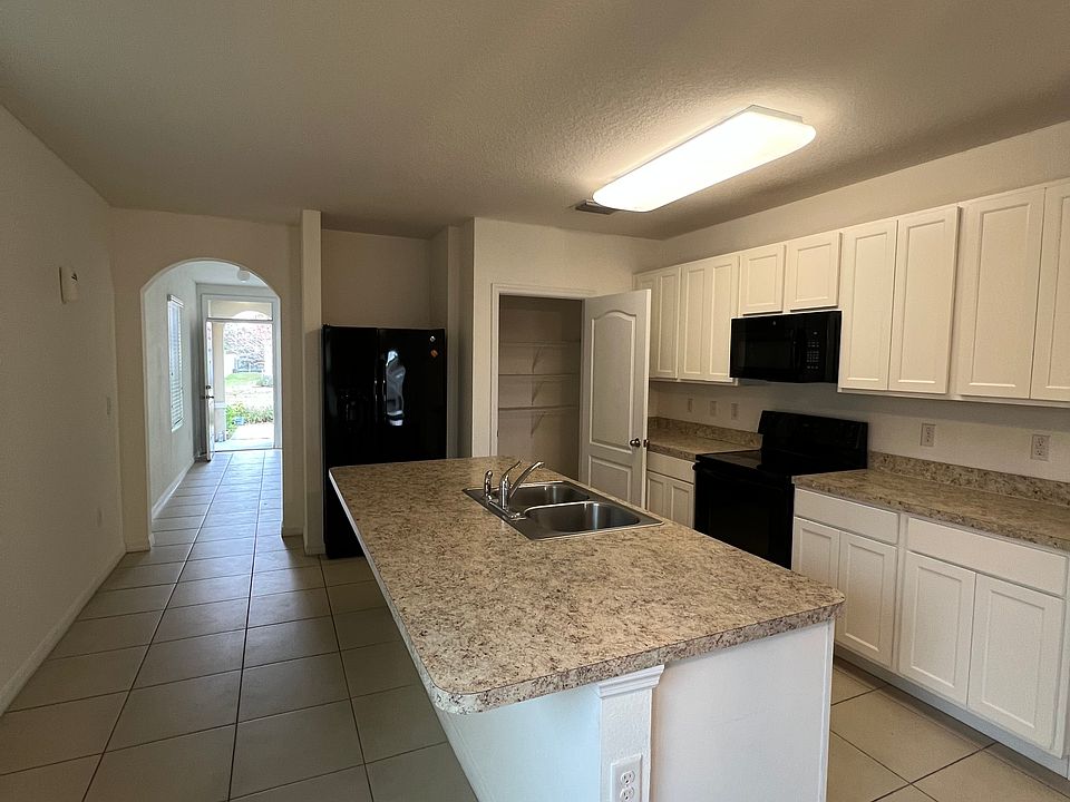 1st image of 12116 Suburban Sunrise St