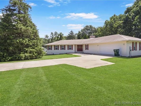 290 Fawn Meadows Dr, Linn Creek, MO 65052