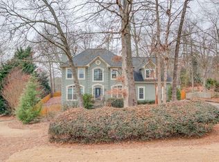 5480 Overbend Trl, Suwanee, GA 30024