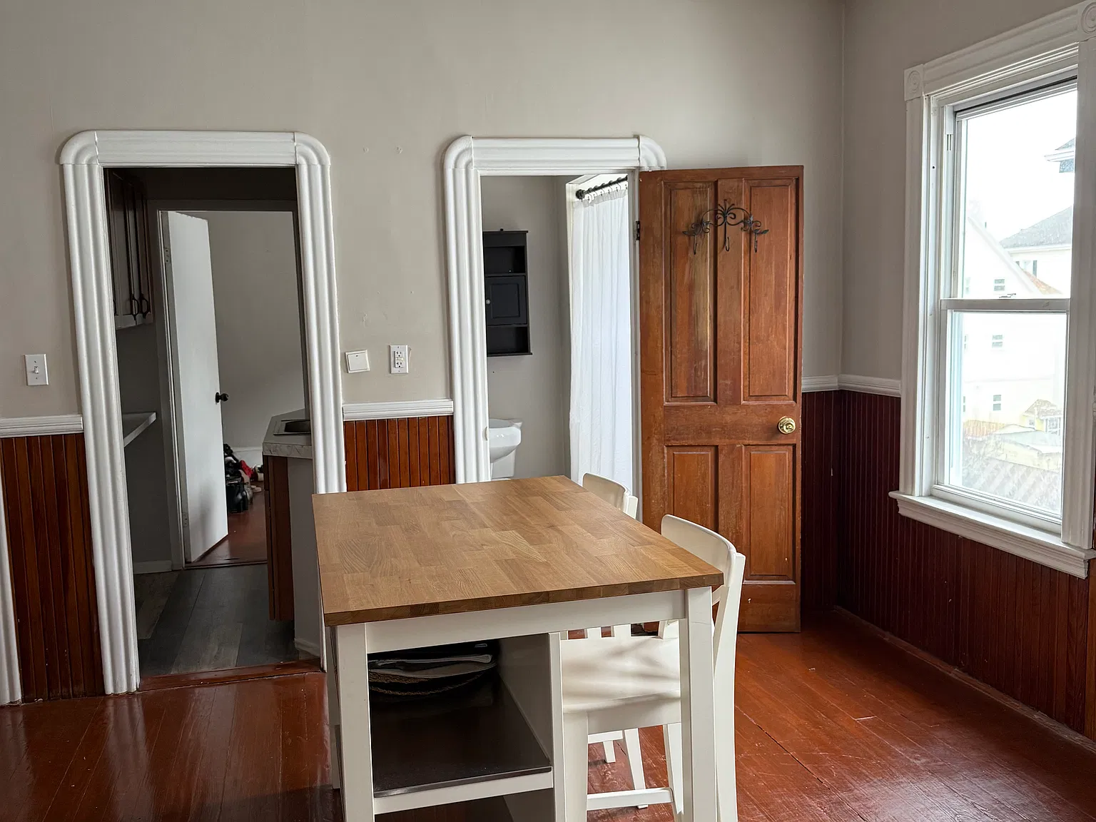 2 bed, 850 sqft, $1,550 — Photo 3