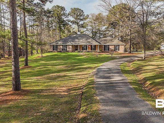 2nd image of 8077 Hooks Rd