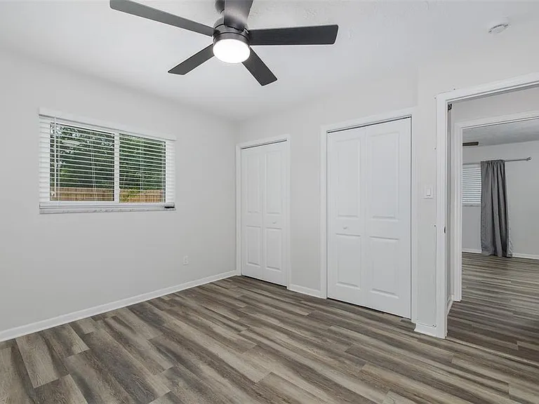 211 Timberlane Dr — Photo 18
