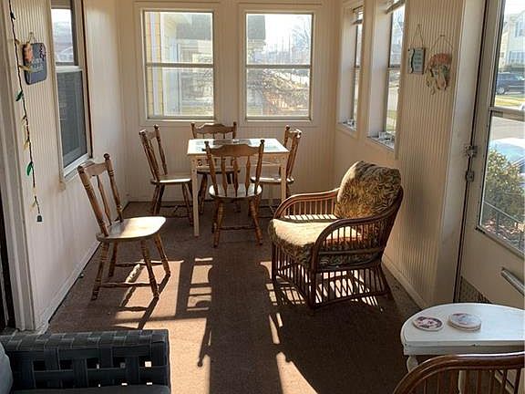 5th image of 4436 Commonwealth Ave