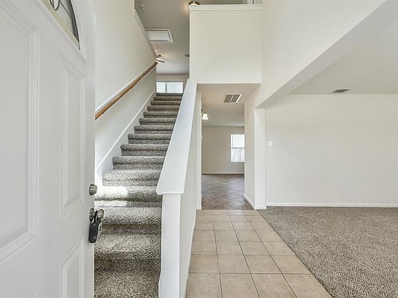 2nd image of 5806 Garden Flower Ct