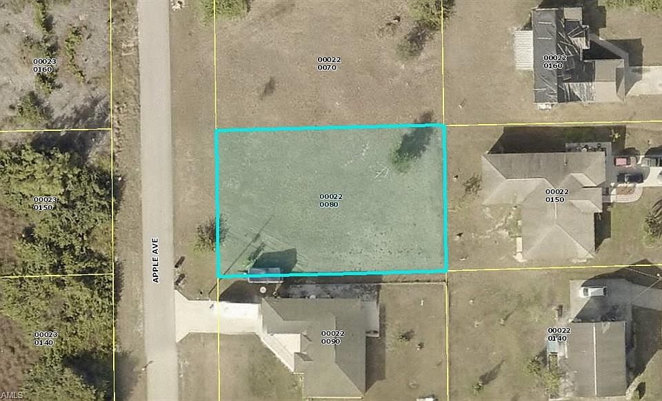 1st image of 906 Apple Ave