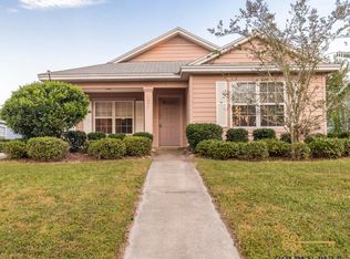 1221 NE 21st St, Gainesville, FL 32641
