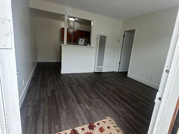 4th image of 12620 Oxford Ave APT D
