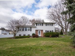 110 Locust Ln, Syracuse, NY 13219