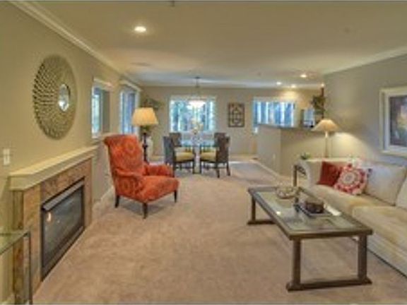 2nd image of 25025 SE Klahanie Blvd APT D101