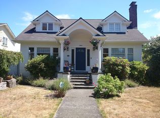 3816 45th Ave SW, Seattle, WA 98116