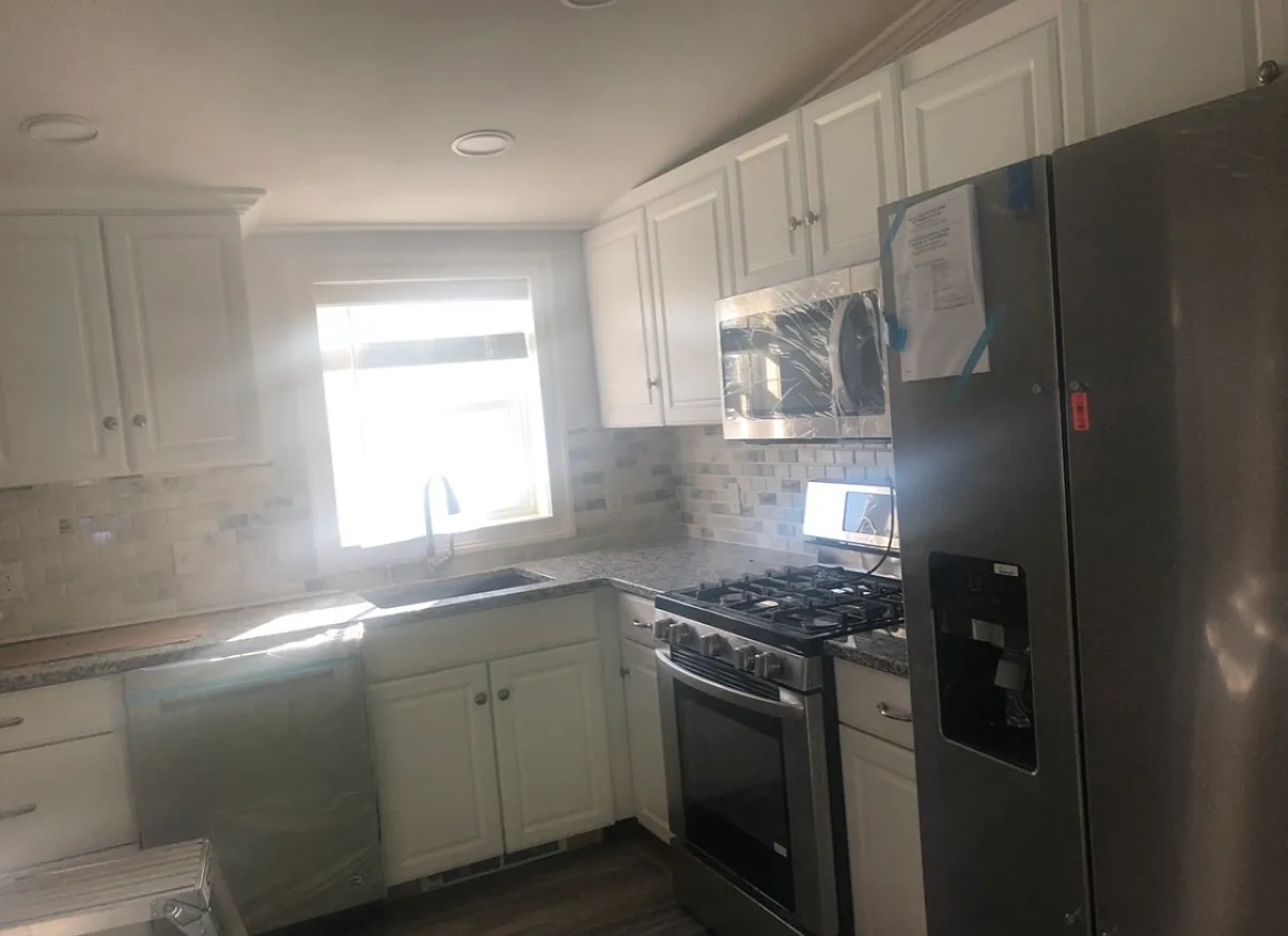 Imperato Ct, Clintondale — Photo 4
