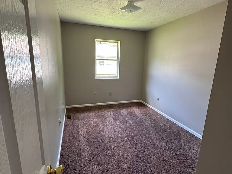 154 W Peach St #D1 — Photo 7