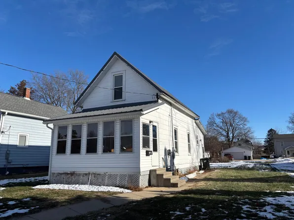 1408 3rd Ave, Sterling, IL 61081