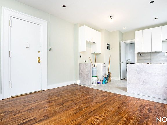 2nd image of 383 S 3rd St #25