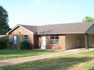 4150 Windermere Dr, Memphis, TN 38128