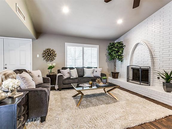 4th image of 7846 La Sobrina Dr