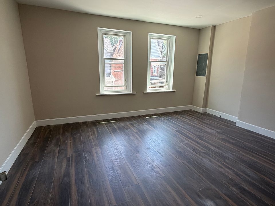 1st image of 19 E Clapier St Floor 2