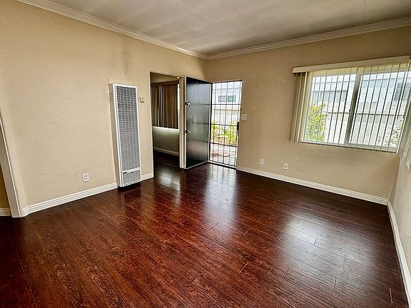 2nd image of 1542-1546 Pacific Beach Dr #1544