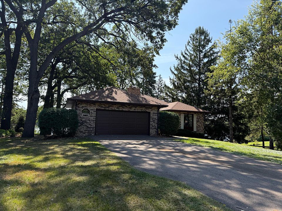1st image of 1320 Spring Valley Rd