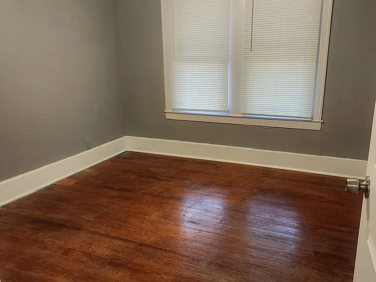 334 Barrett Pl — Photo 15