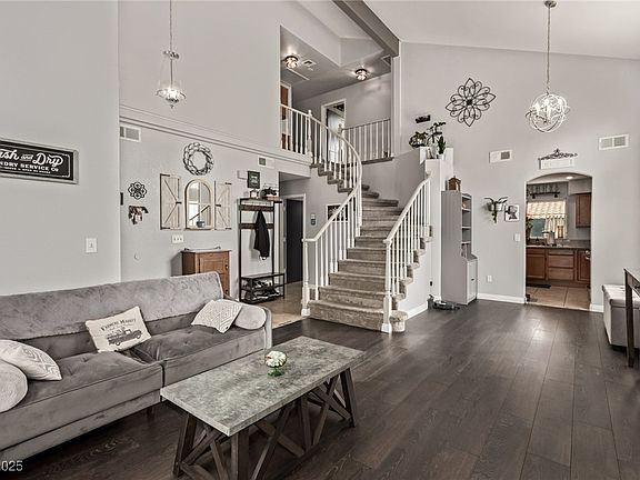 3rd image of 1537 Ascension Cir
