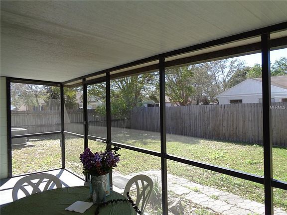 3rd image of 9002 Dacena Villa Pl
