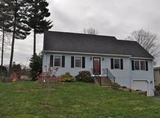 11 Forbes Cir, Springfield, MA 01118