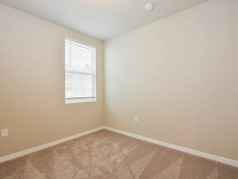 5247 Meredrew Ln — Photo 12