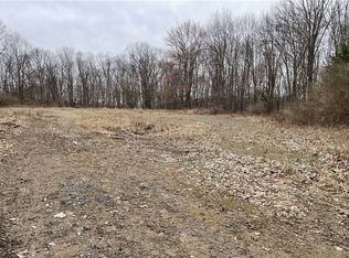 110 Roper Ln, Butler, PA 16001