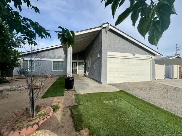 42810 Yew St, Lancaster, CA 93536