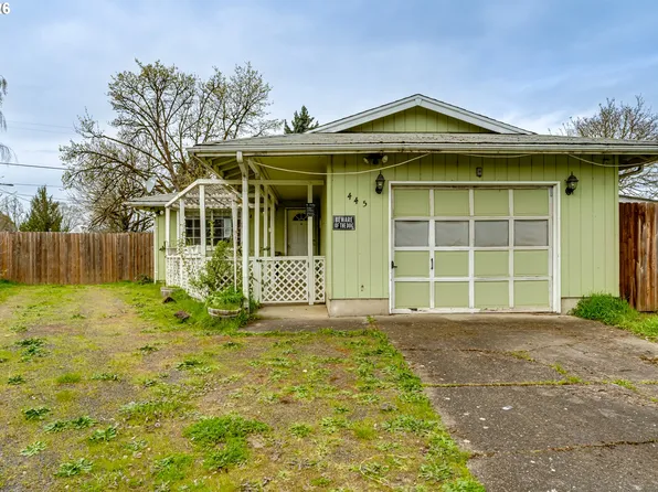 445 SW Juniper St, Junction City, OR 97448