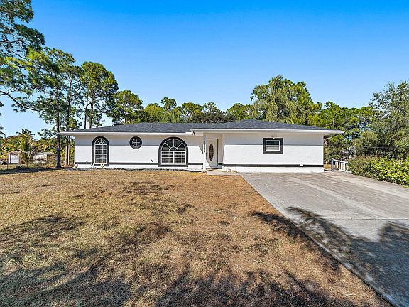 3rd image of 18389 N 41st Road N