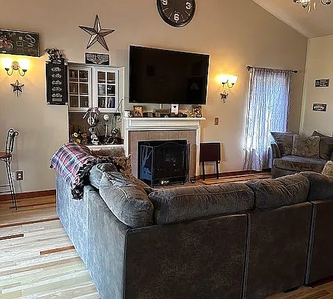 4th image of 18118 Sundown Ct SE